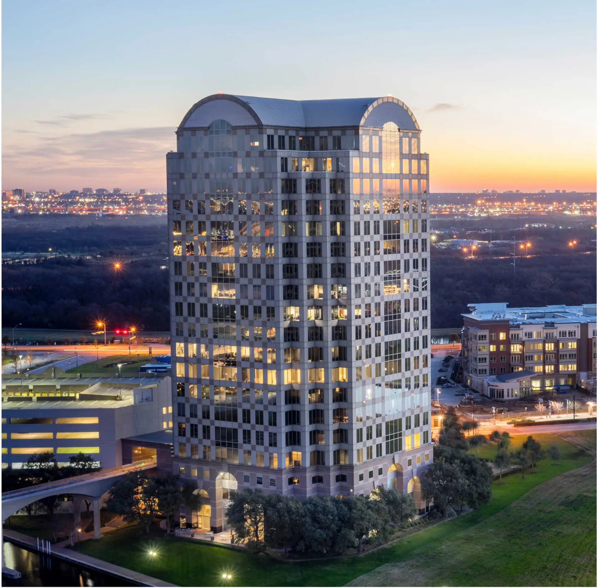 KBS Dallas Tower 909 Office Building